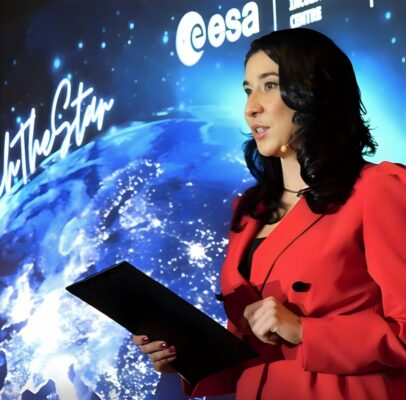 Konferansjer, prowadzenie eventów, moderowanie debat tłumaczenie symultaniczne