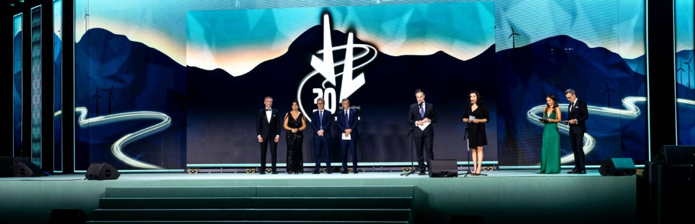 Tłumacz konferencyjny 4 2024 volvo 30lecie gala 106 e1739117011303