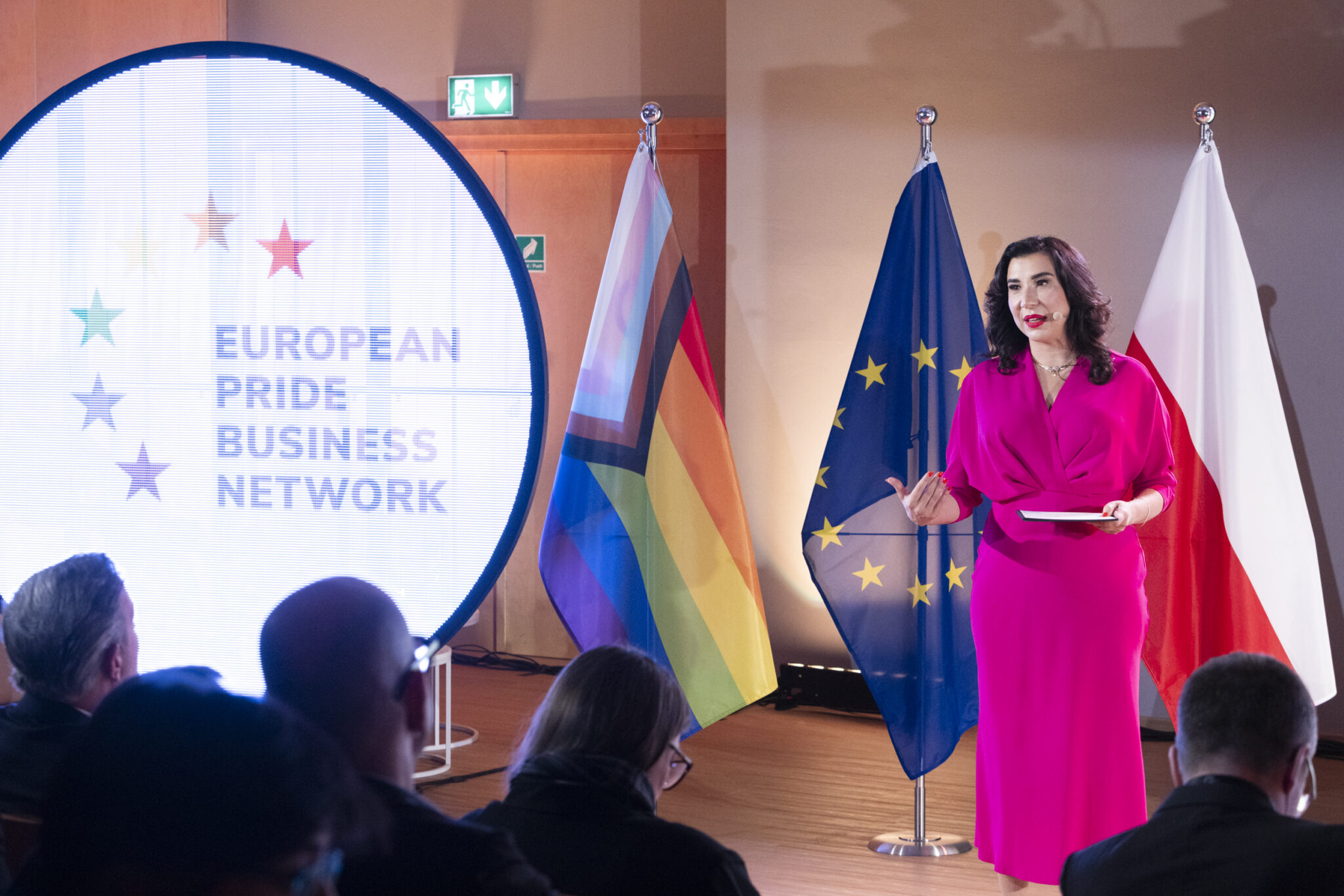 Katarzyna Głuchowska- anglojęzyczna konferansjer prowadząca konferencję EBPN WISE Project Conference & Ceremonii wręczenia nagród EPBN-WISE Role Model w centrum Nauki Kopernik w Warszawie