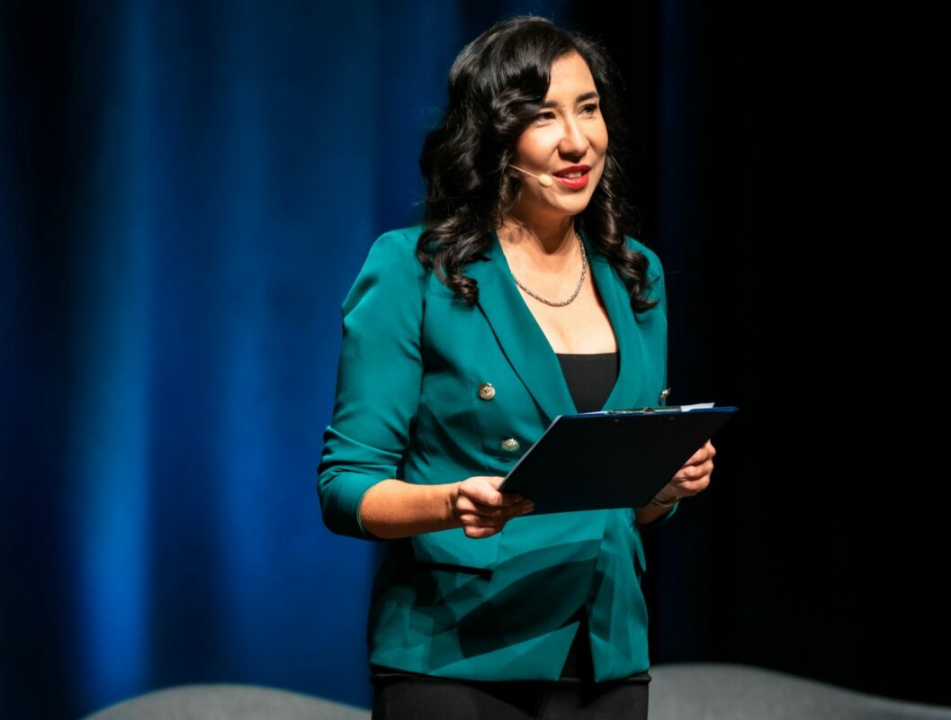 Katarzyna Głuchowska - best event host and conference moderator in Poland with fluent English and Polish