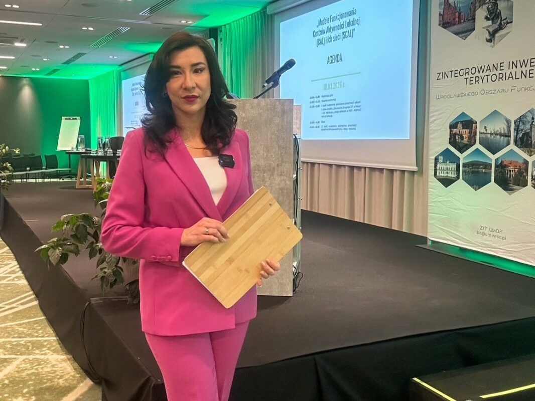 Portfolio 18 moderator konferencji