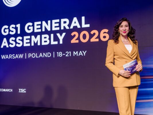 english-speaking-emcee-in-warsaw-poland-katarzyna-głuchowska-gs1-general-assembl